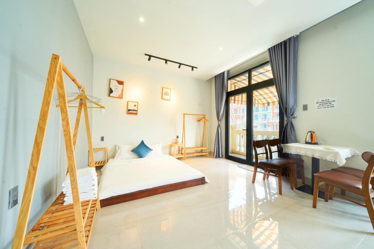 Lia Homestay Grand World Phu Quoc - Sunny Venice Apartment Esterno foto