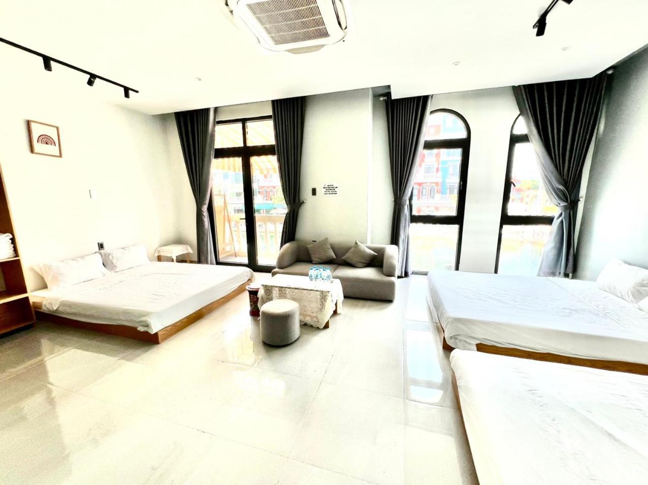 Lia Homestay Grand World Phu Quoc - Sunny Venice Apartment Esterno foto