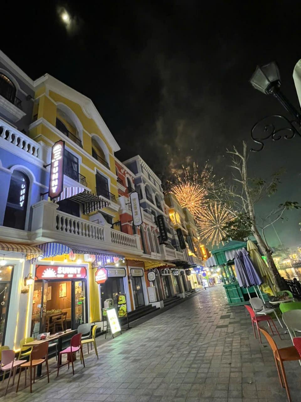 Lia Homestay Grand World Phu Quoc - Sunny Venice Apartment Esterno foto